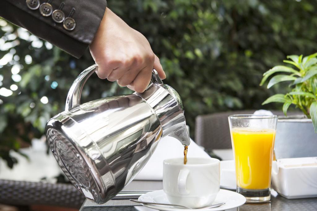 Sofitel Beirut Le Gabriel Otel Dış mekan fotoğraf